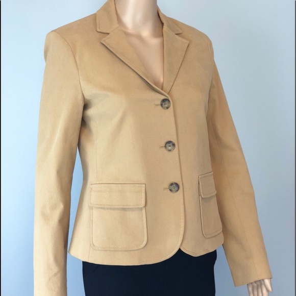 Theory beige/ tan 3 button blazer jacket
8028 - Picture 2 of 6